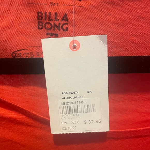 Billabong tshirt - Picture 2 of 2